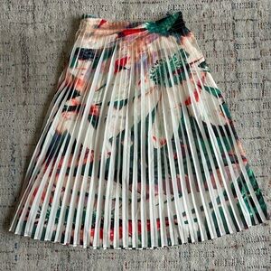 Nicole Miller A-Line Skirt Pleated Floral Multi Color Size 0